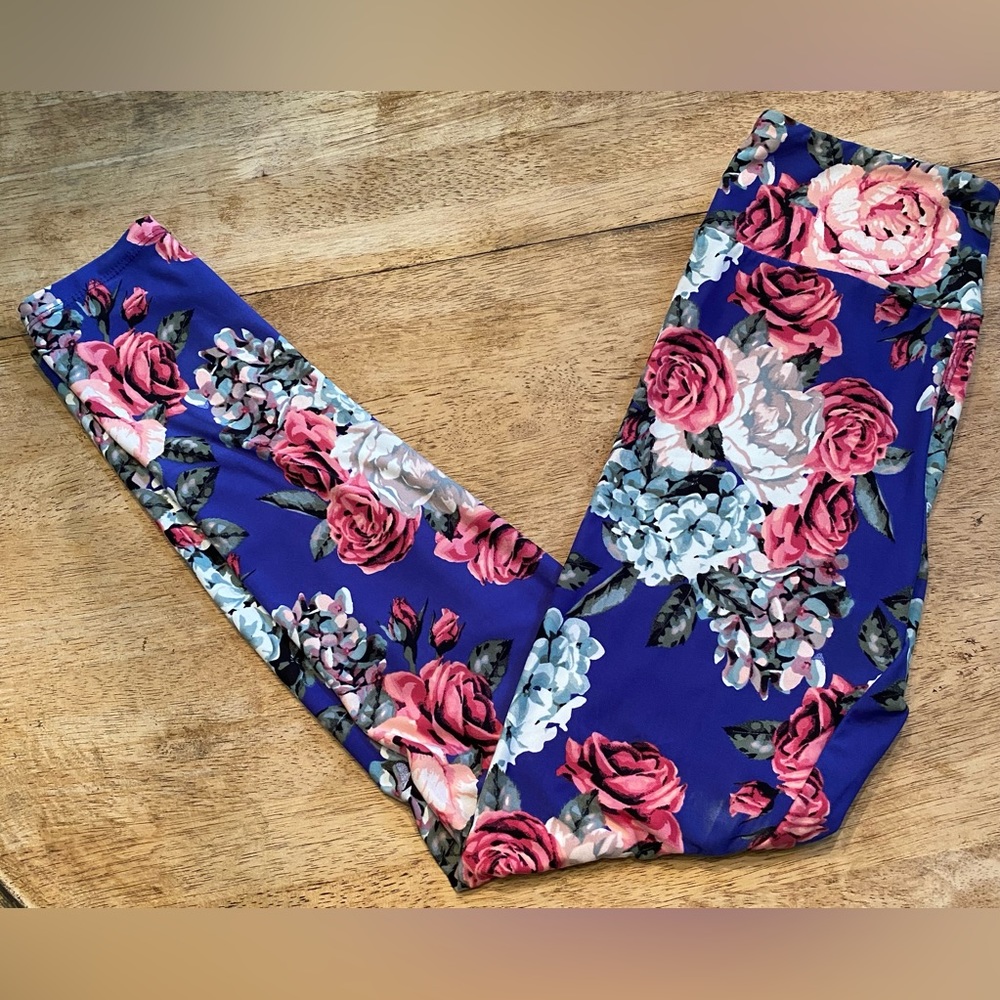 NWOT‎ LuLaRoe Women’s OS Floral Pattern Leggings